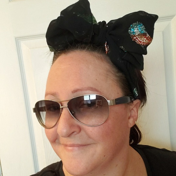 Meet your Posher, Heather - Picture 1 of 1